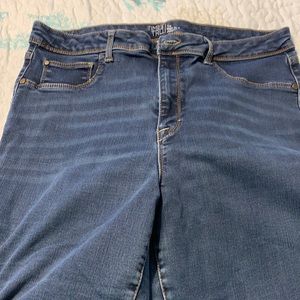 Time and Tru high rise jeggings